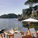 « French Riviera decentralized »
